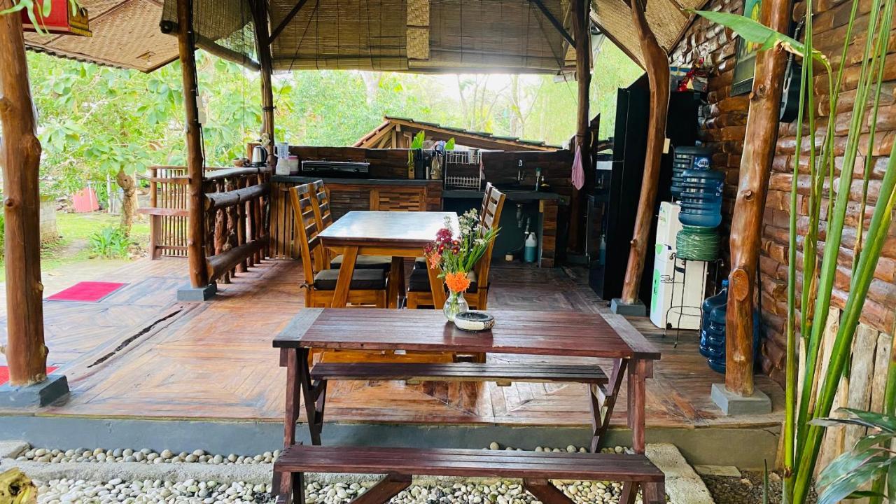 Pondok Sari Homestay 乌干沙 外观 照片